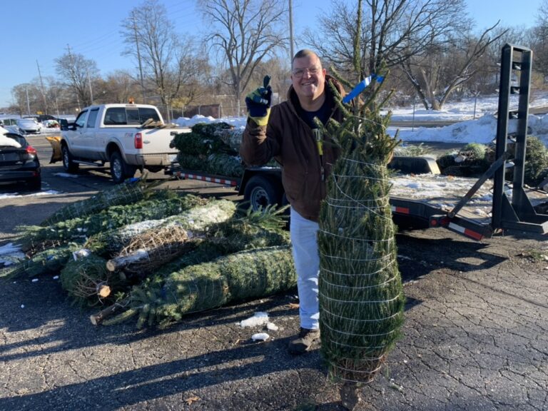 (Community Matters 165) Christmas Trees and What’s Ahead for Ford Cars in 2026